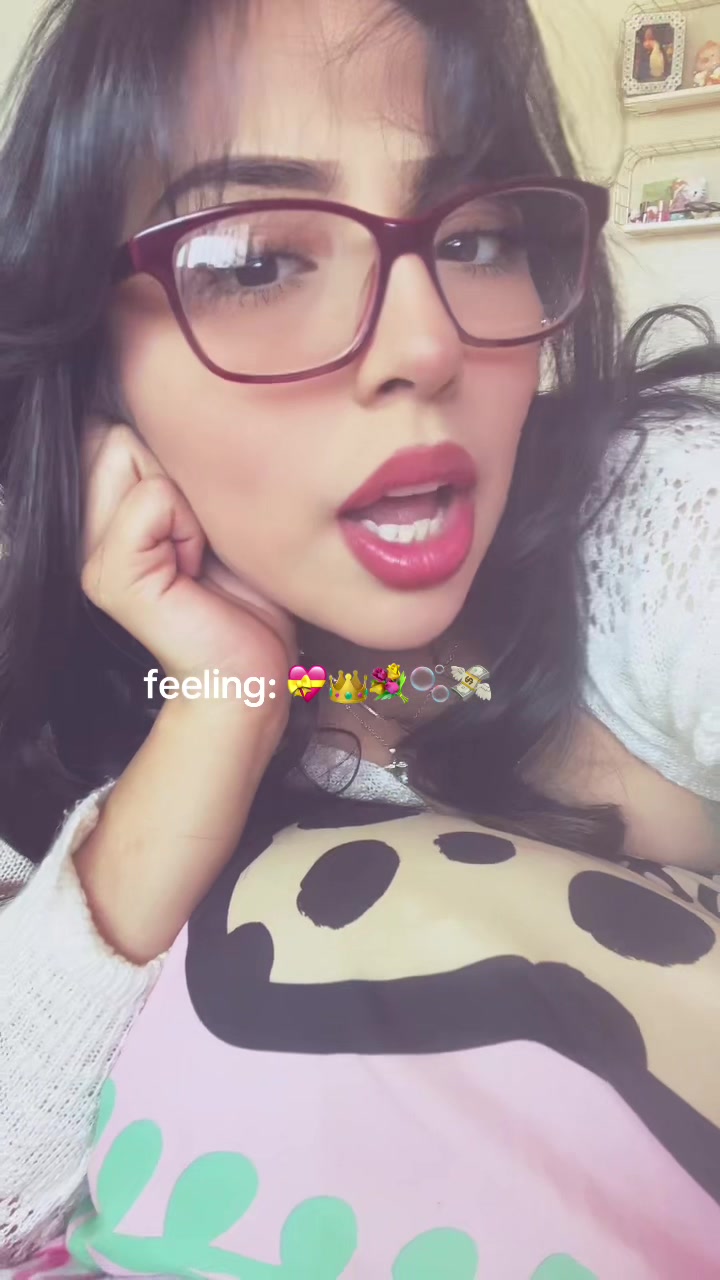 @trinketney