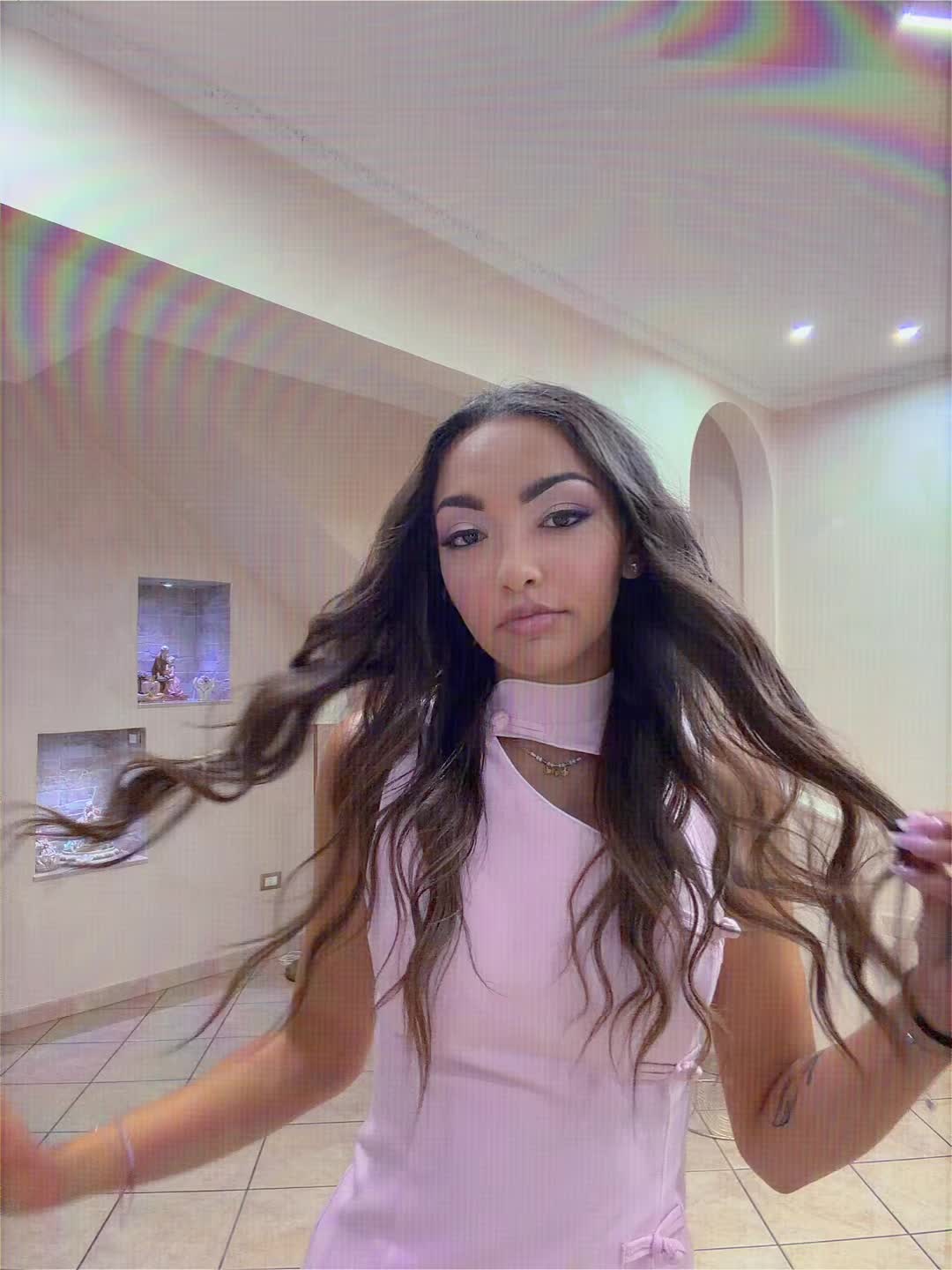 @𝓖𝓲𝓾𝓼𝔂 𝓛𝓪𝓾𝓭𝓪𝓷𝓲 🌙