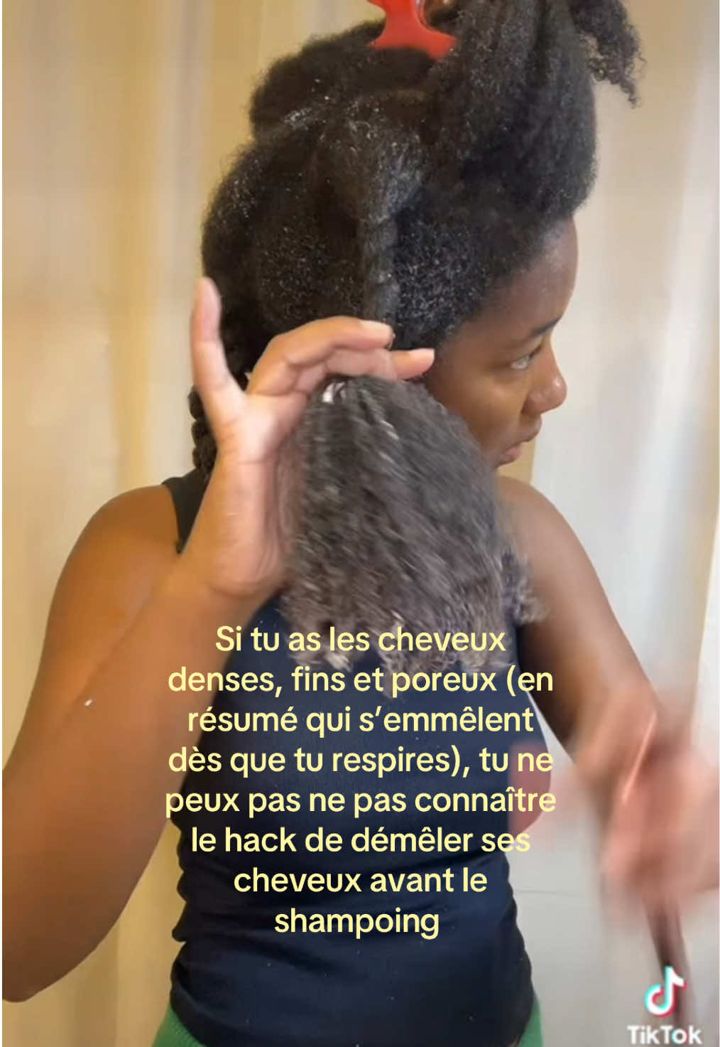 @L&eacute;a