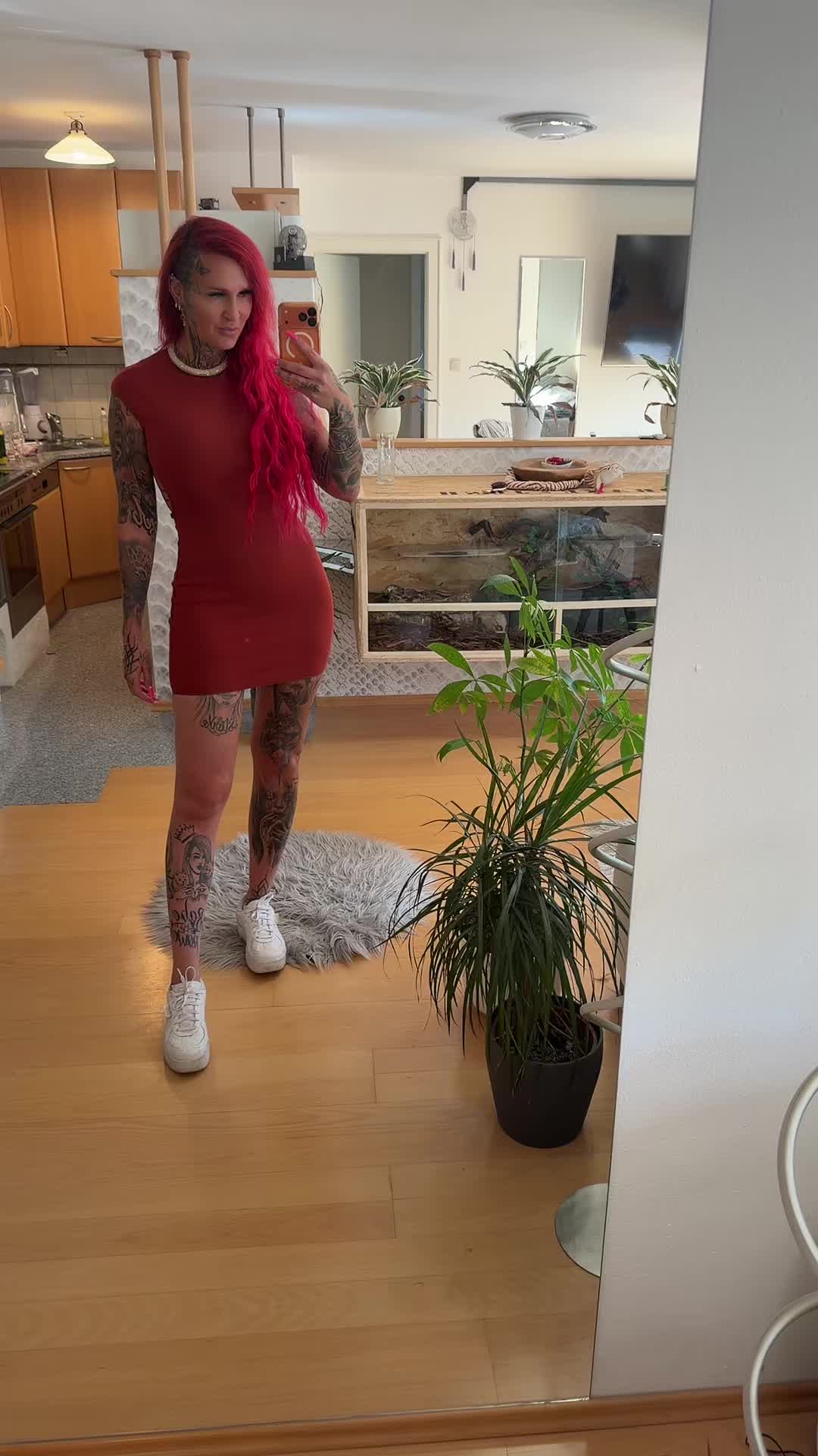 @Sheena Red