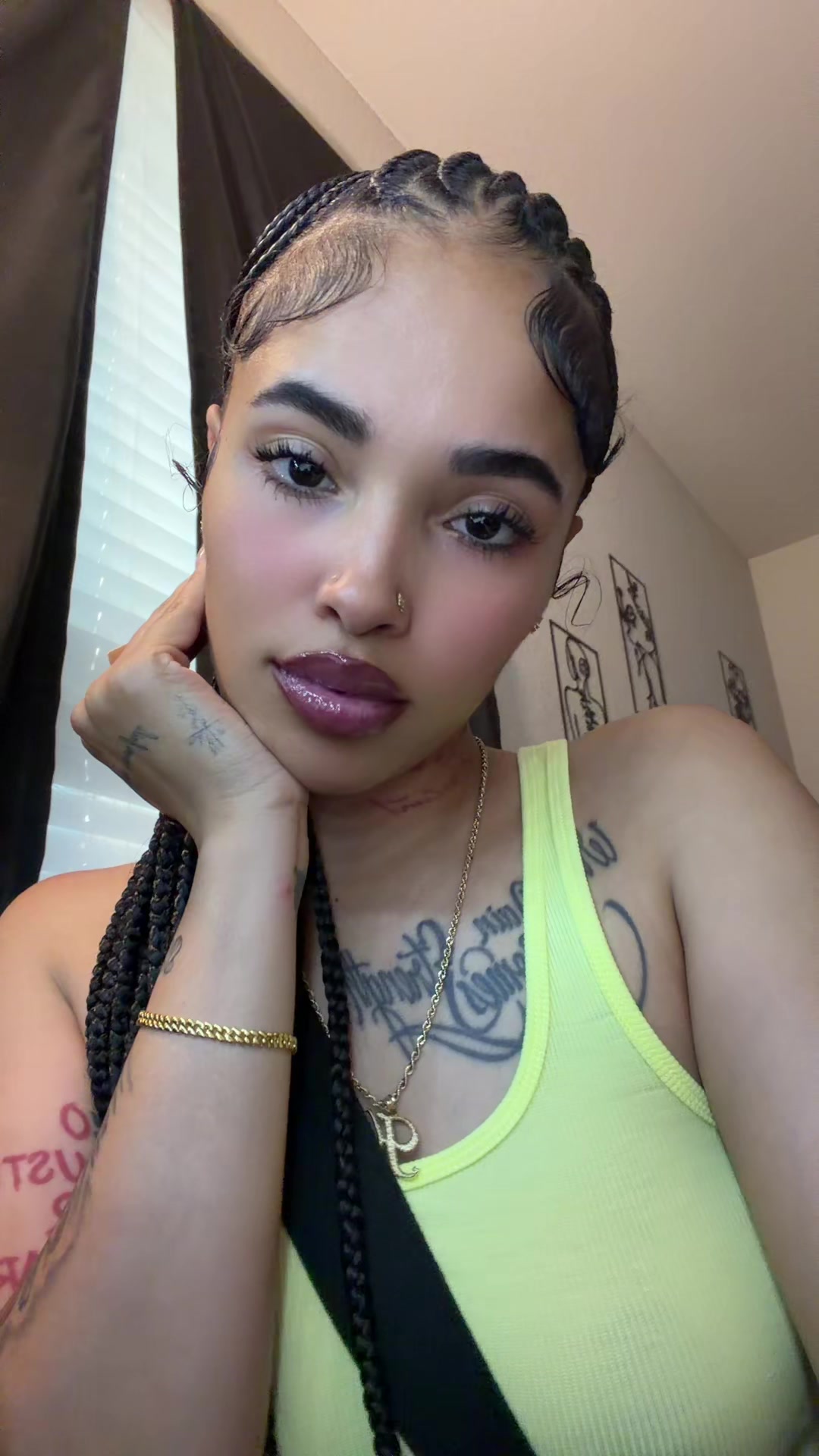 @0fficialkylahshanae