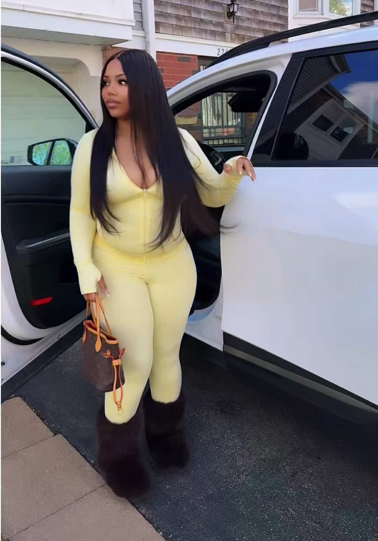 @LighttSkinn💋