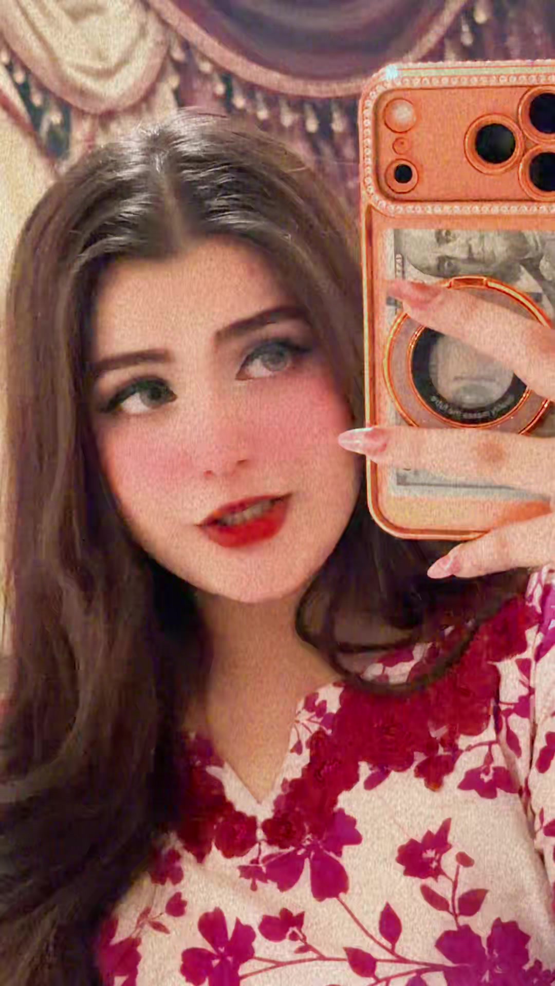 @Amna butt🌺