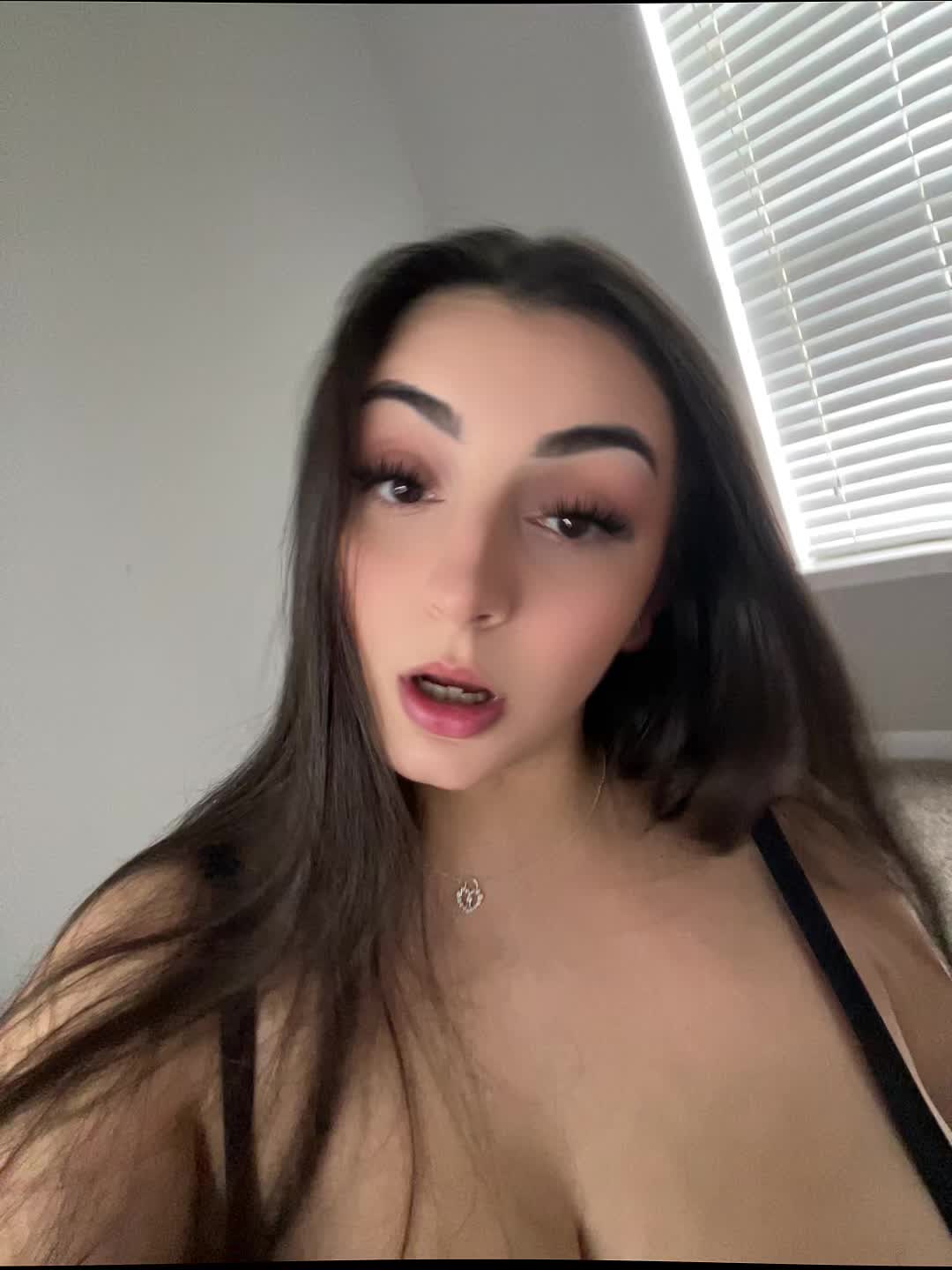 @stassiehtx