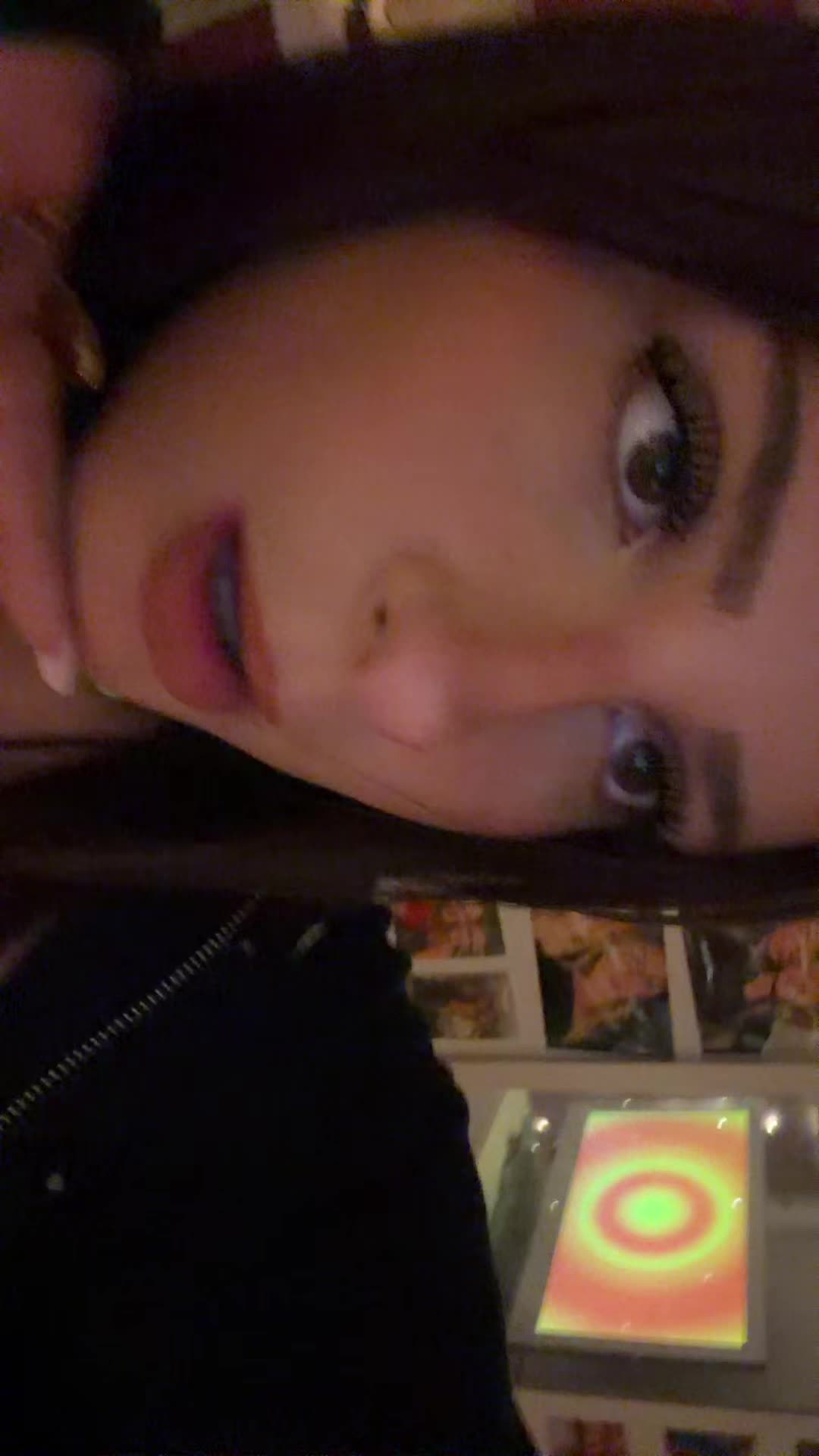 @lola