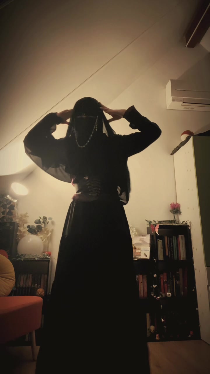 @screaming.into.the.voidd