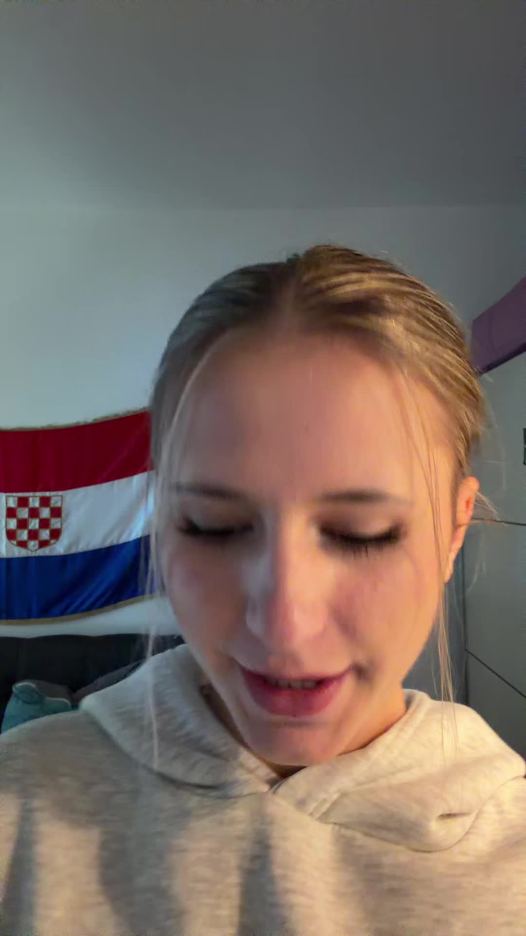 @juliaa