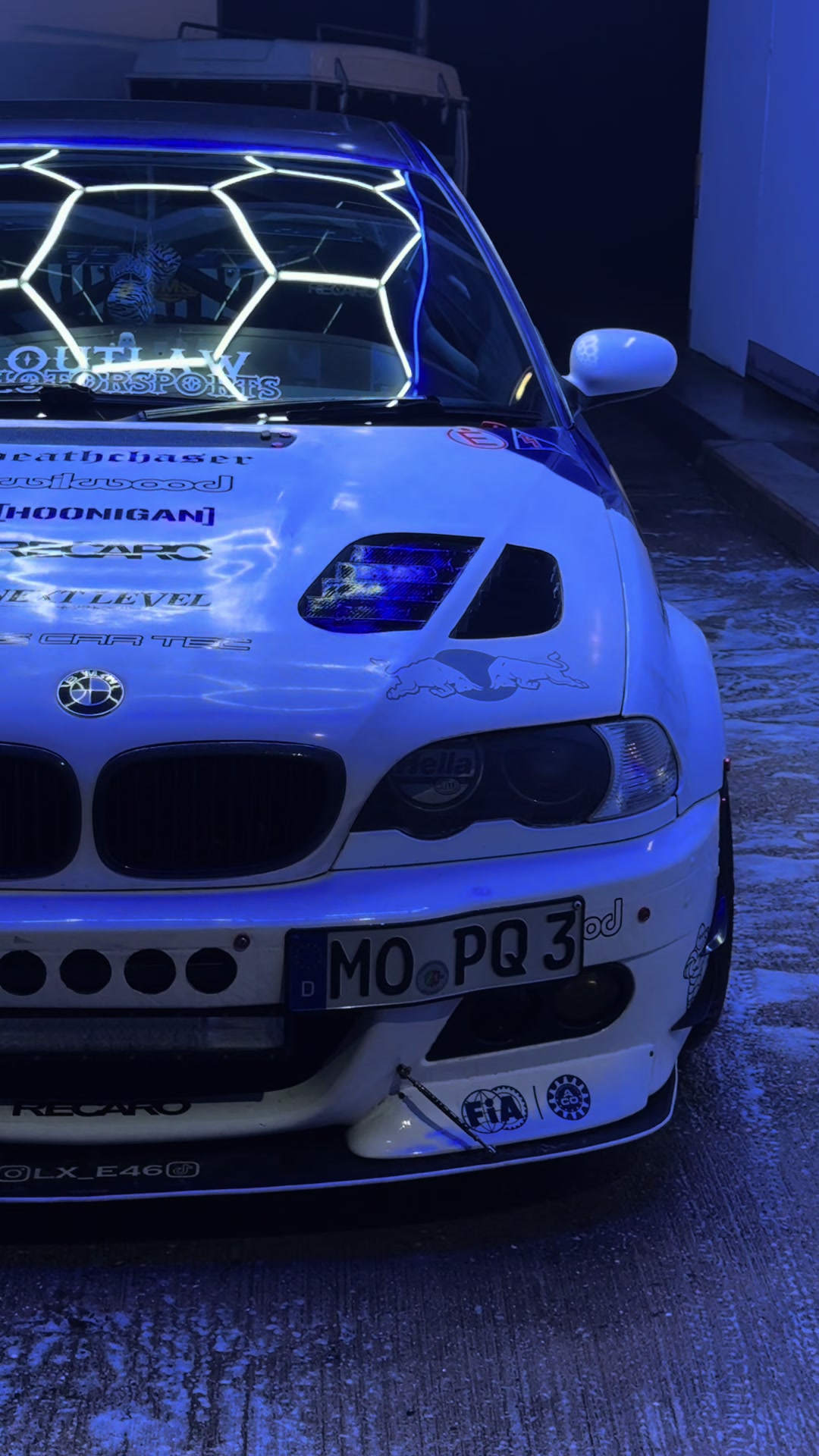 @LX_E46