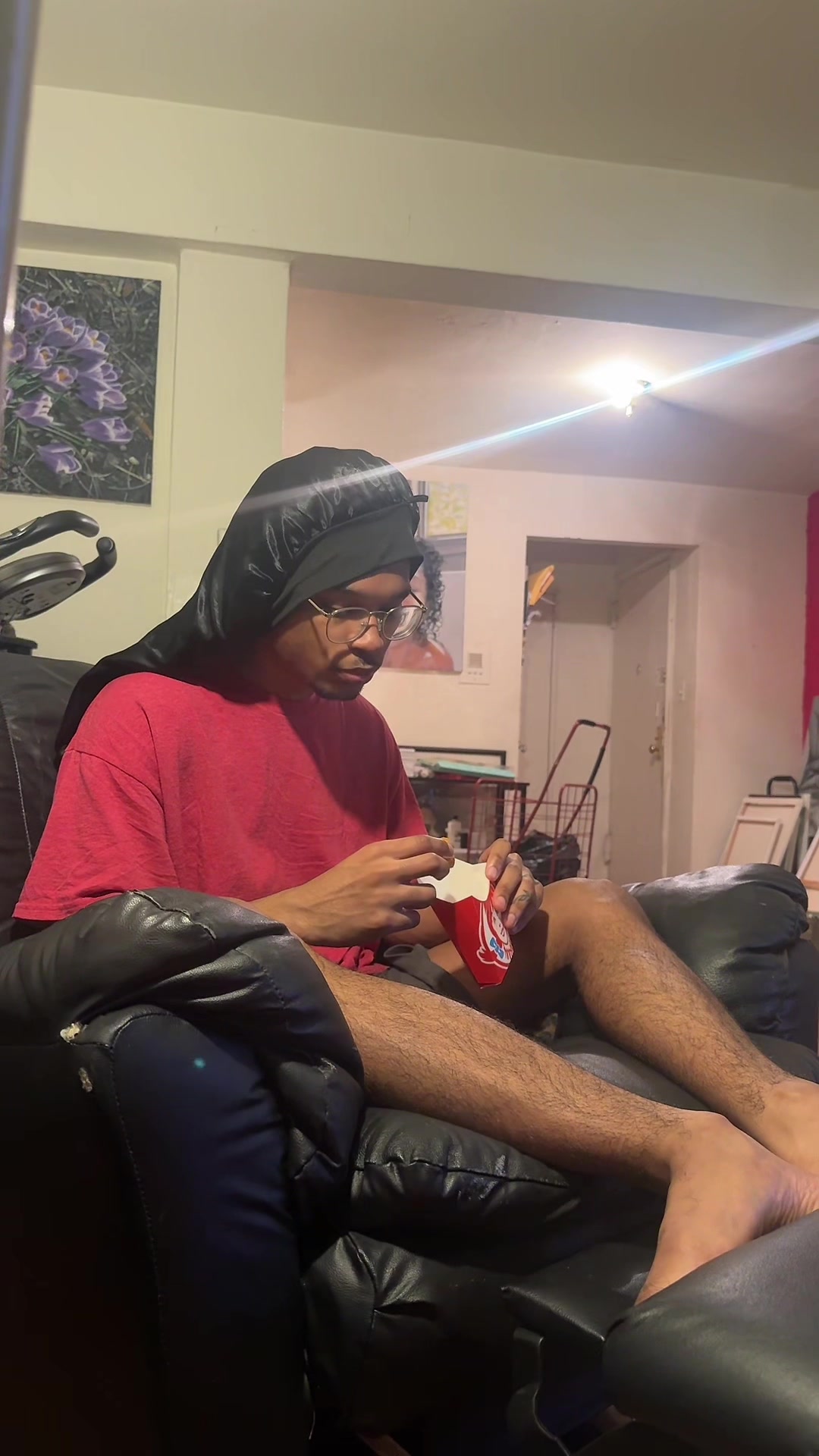 @Ari Strawbari