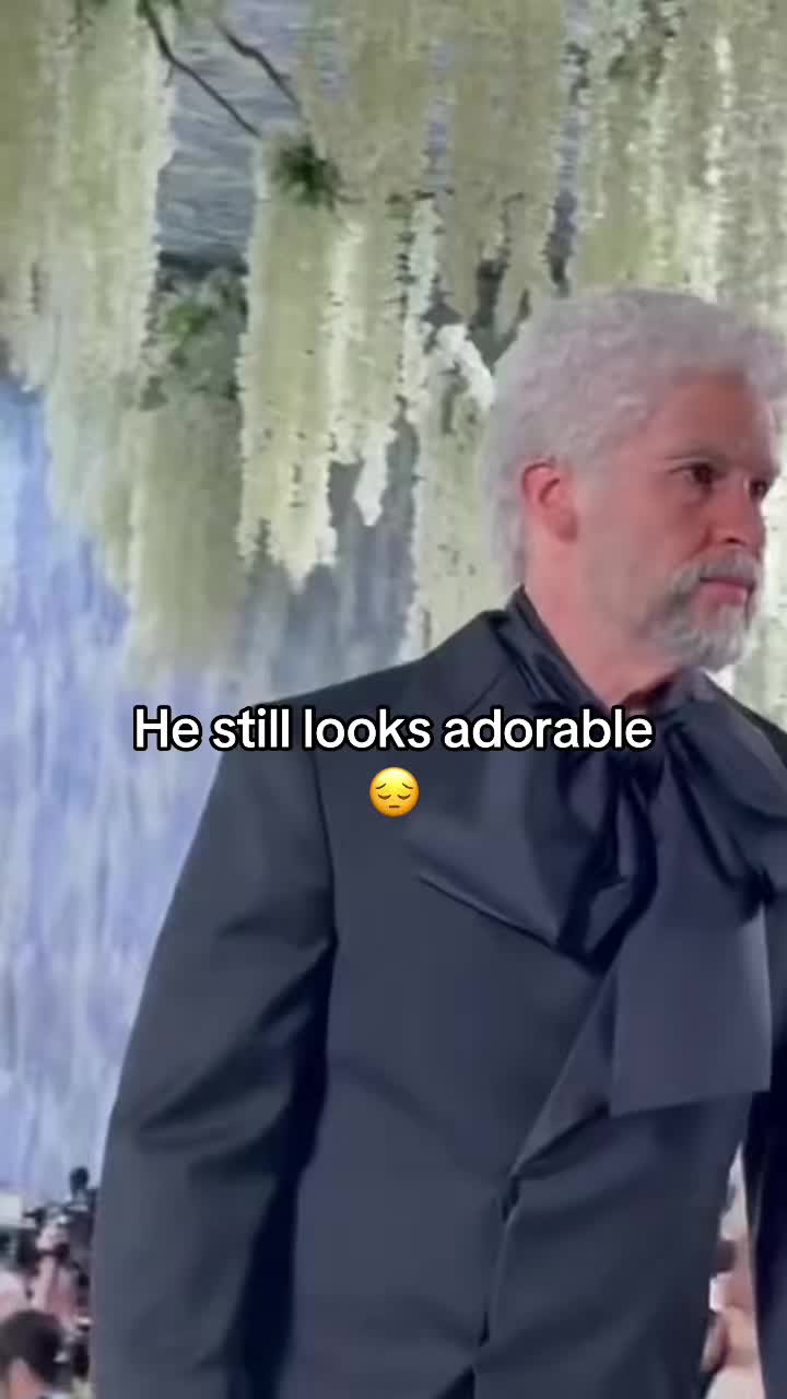 @🪲𝓋𝒾𝒸𝓉ℴ𝓇𝒾𝒶𓆣(go to him)