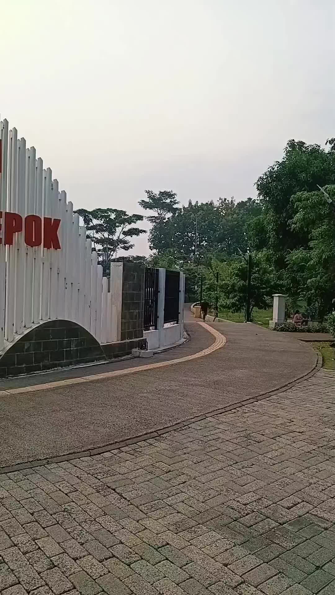 @Dari kontak anda