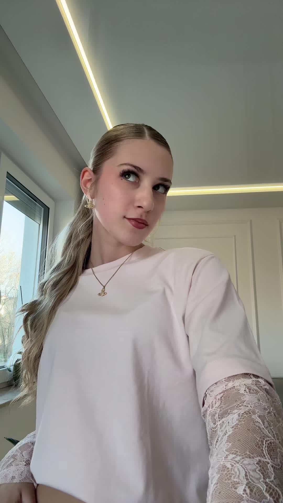 @𝓜𝓪𝓻𝓽𝔂𝓷𝓪 🥀