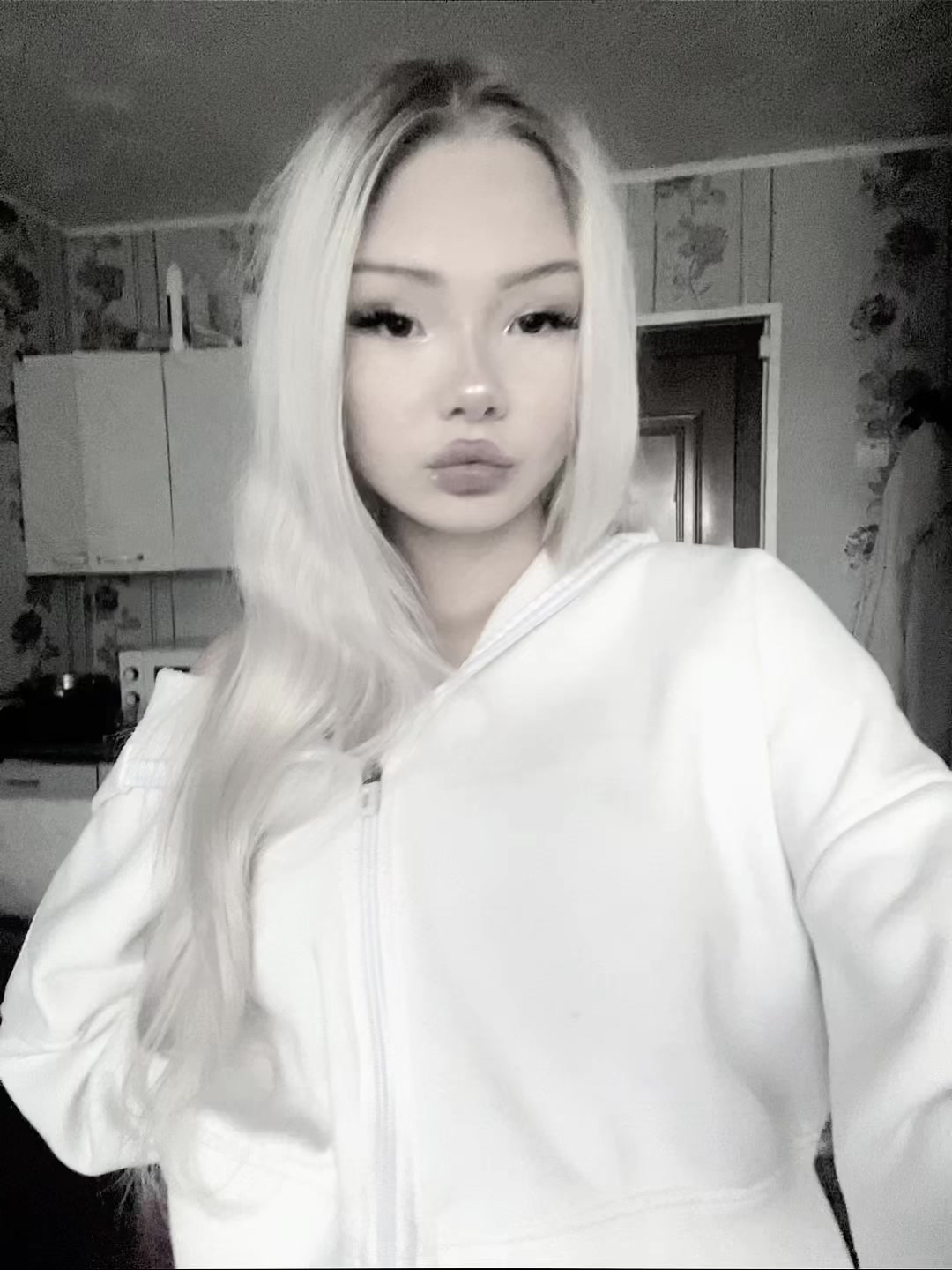 @weokiss