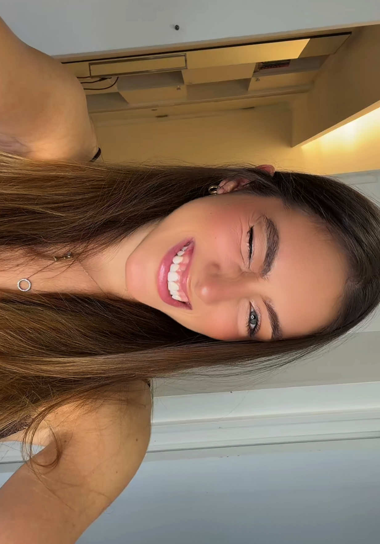 @Vit&oacute;ria