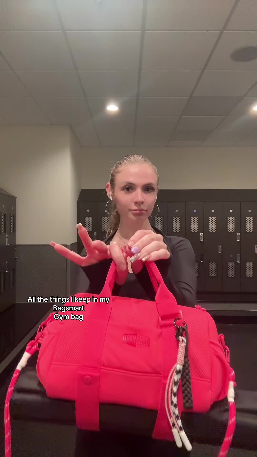 @niki&nicole