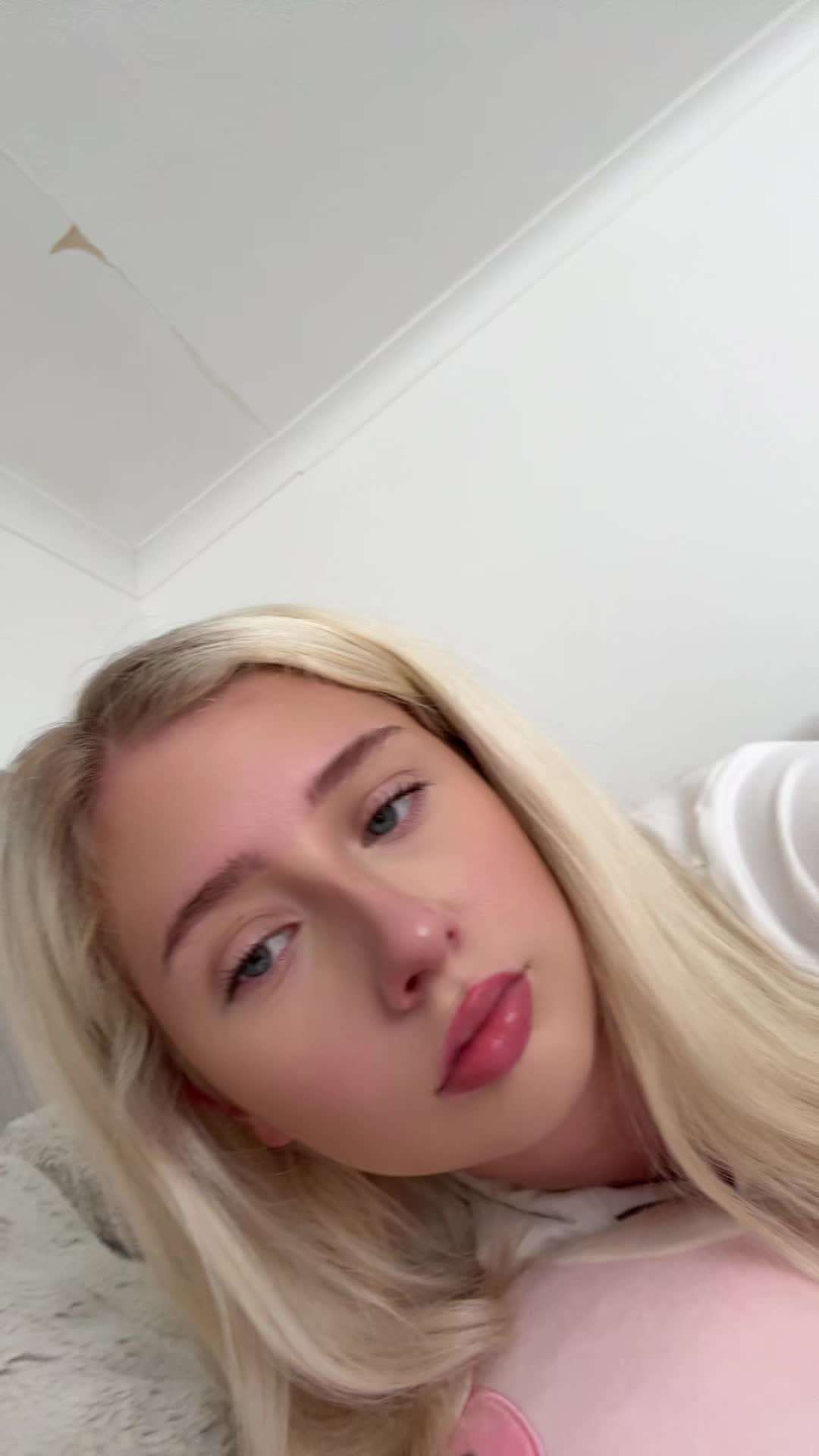 @harleymaeee2