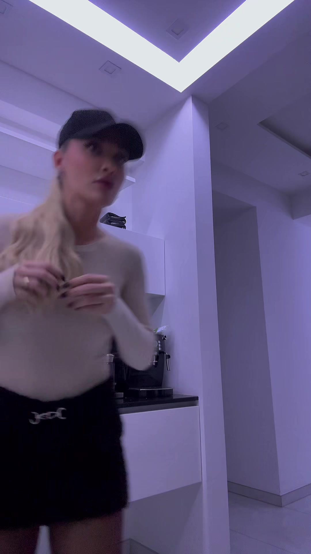 @Ariana