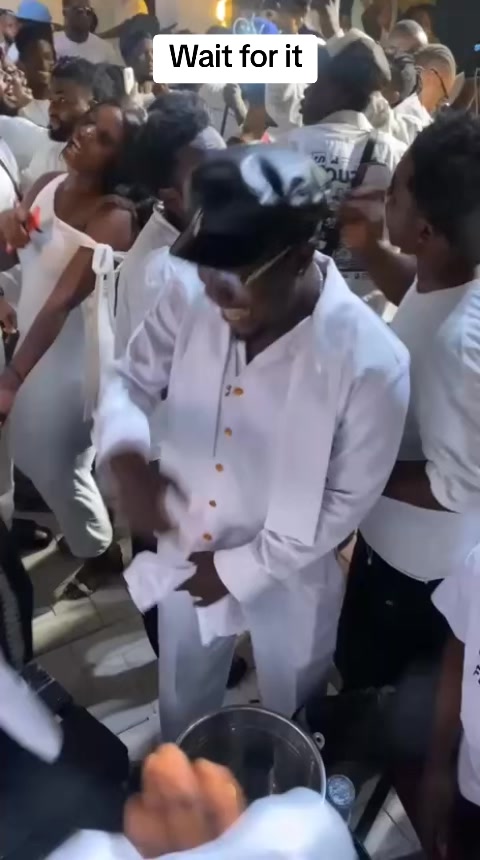 @mrquening