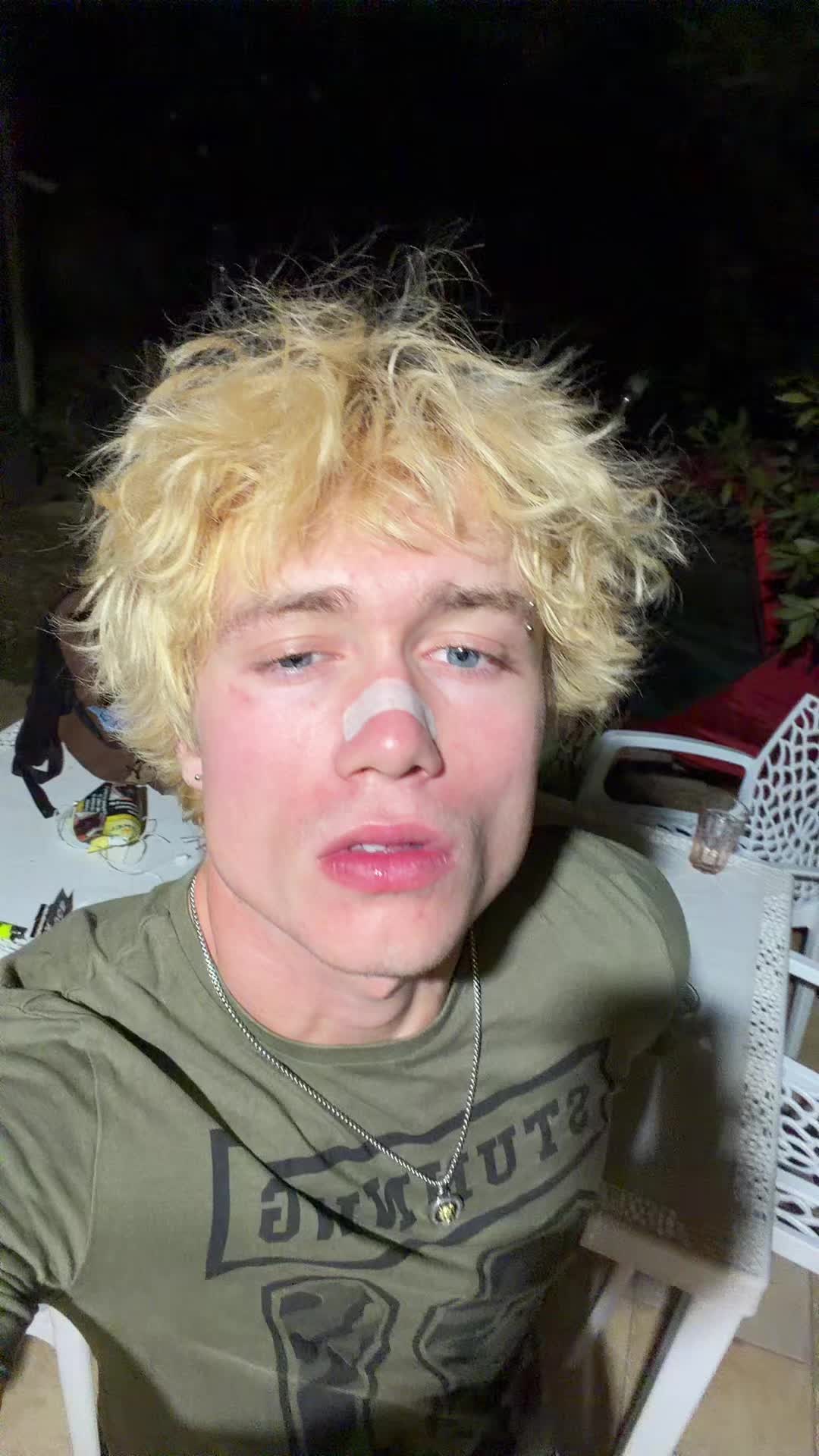 @J
