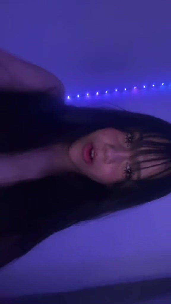 @๐๐ข๐ญ๐ฐ ๐ค๐ฉ๐ข๐ฏ ๐