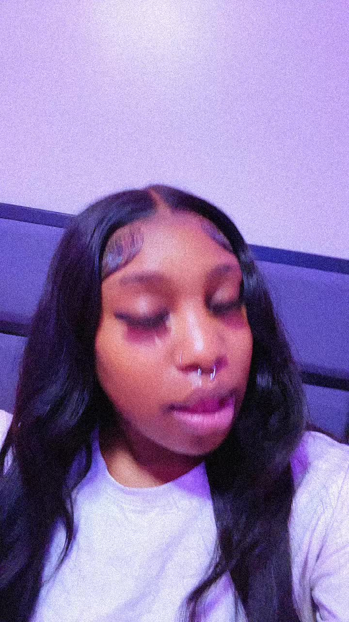 @darealshadia