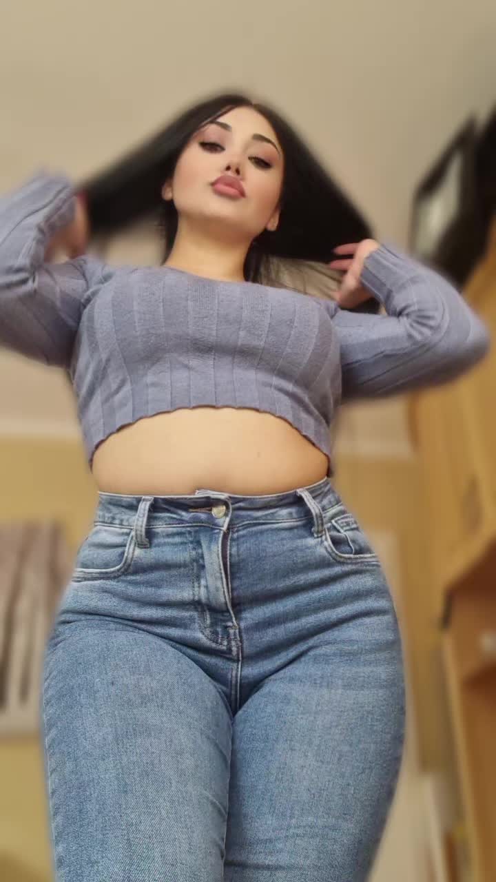@karlascumpika
