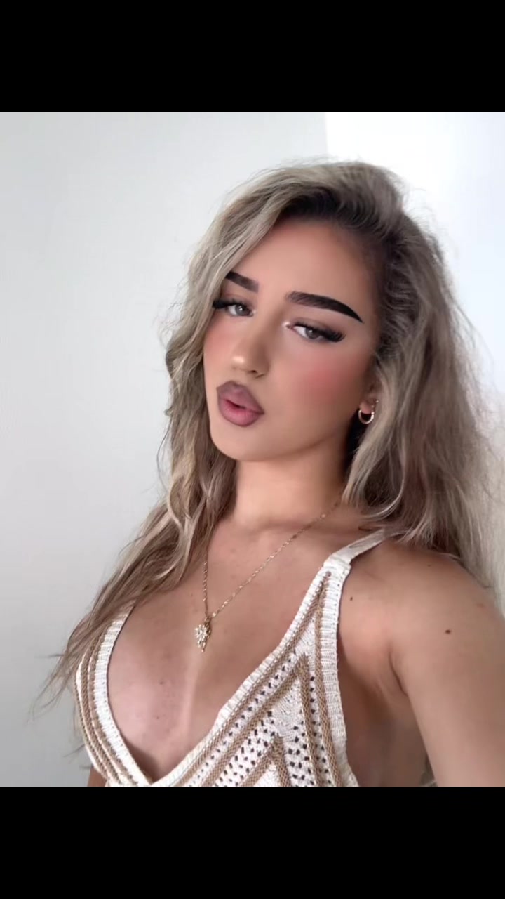@𝐁𝐫𝐢𝐱𝐡𝐢