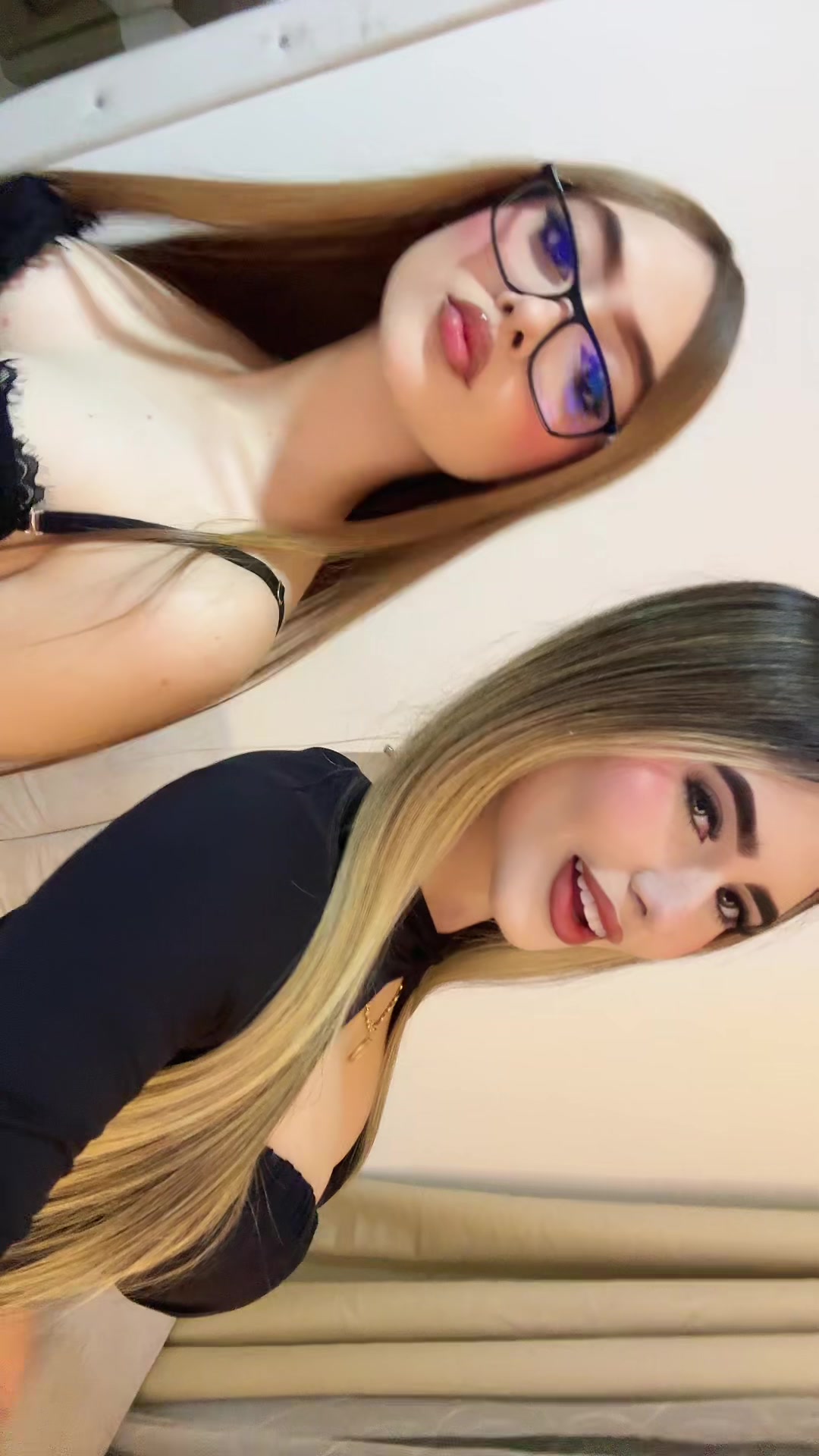 @𝓥