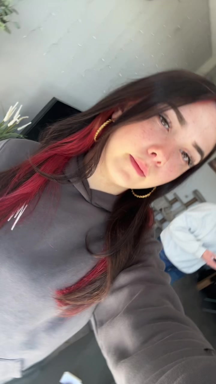 @👀