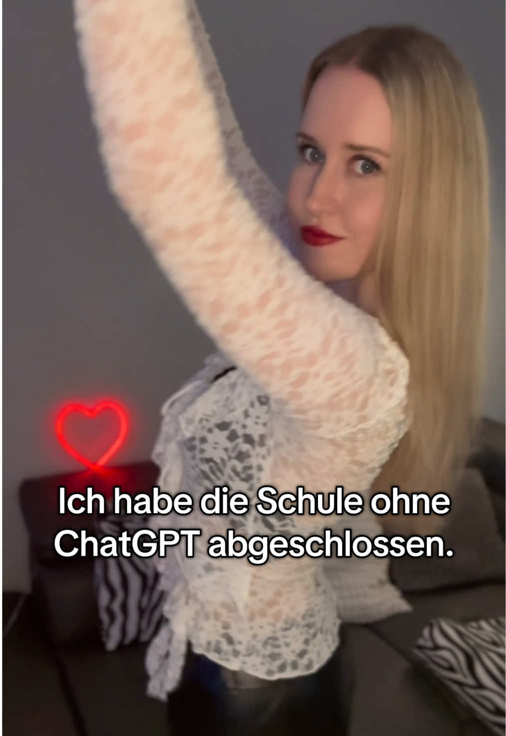 @Ella Brandt
