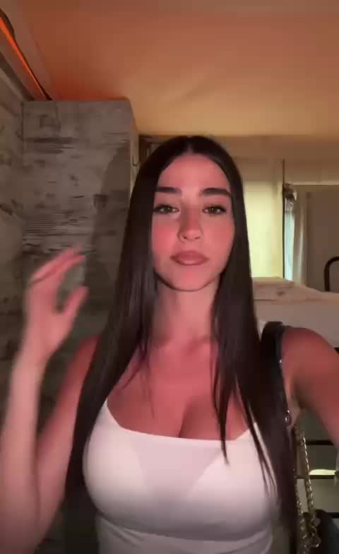 @manuela