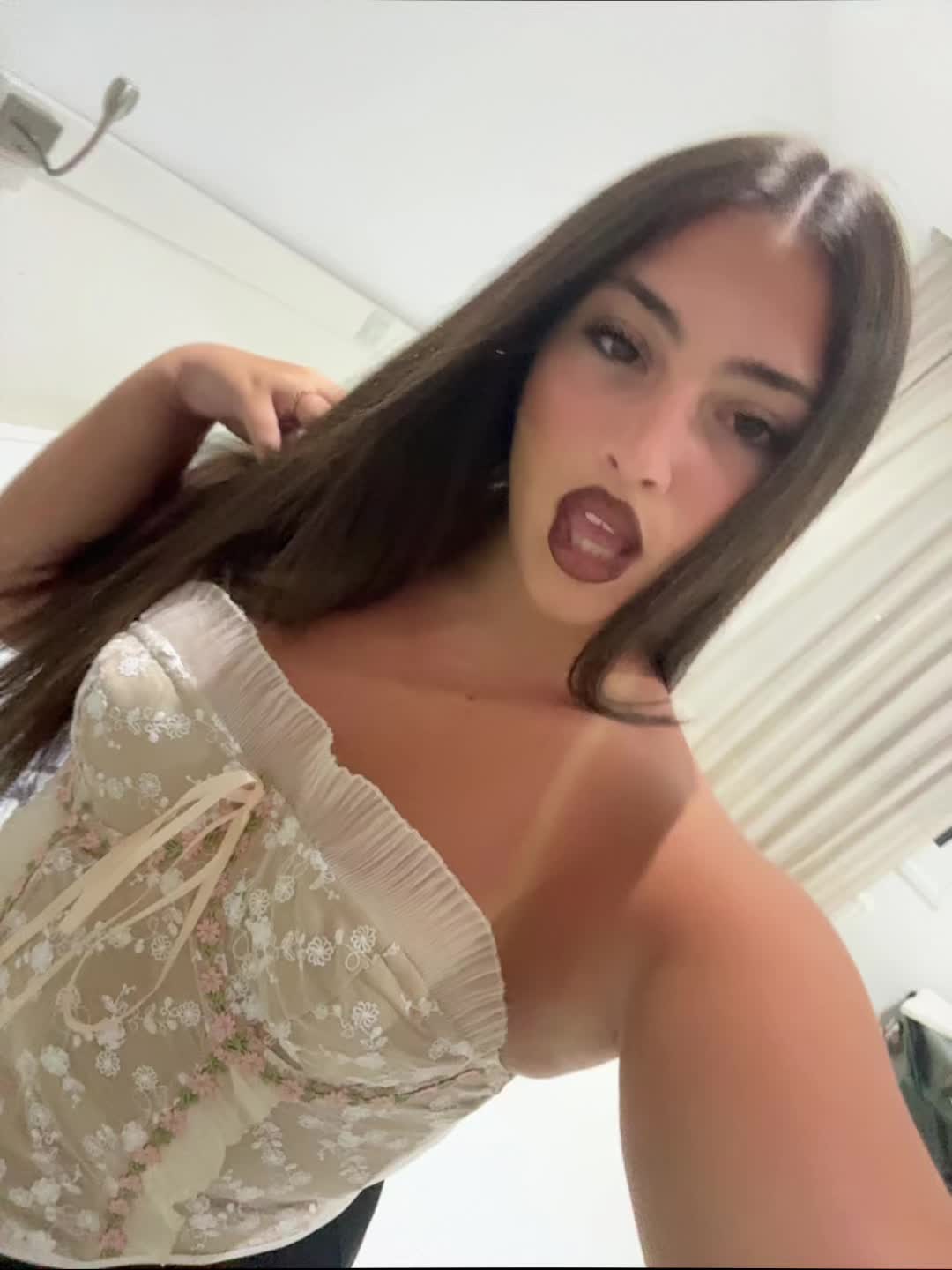@user1111_