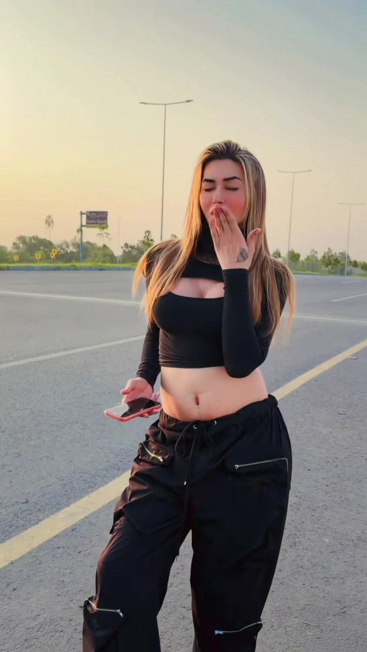 @𝐀𝐬𝐡 𝐤𝐡𝐚𝐭𝐭𝐚𝐤🔥