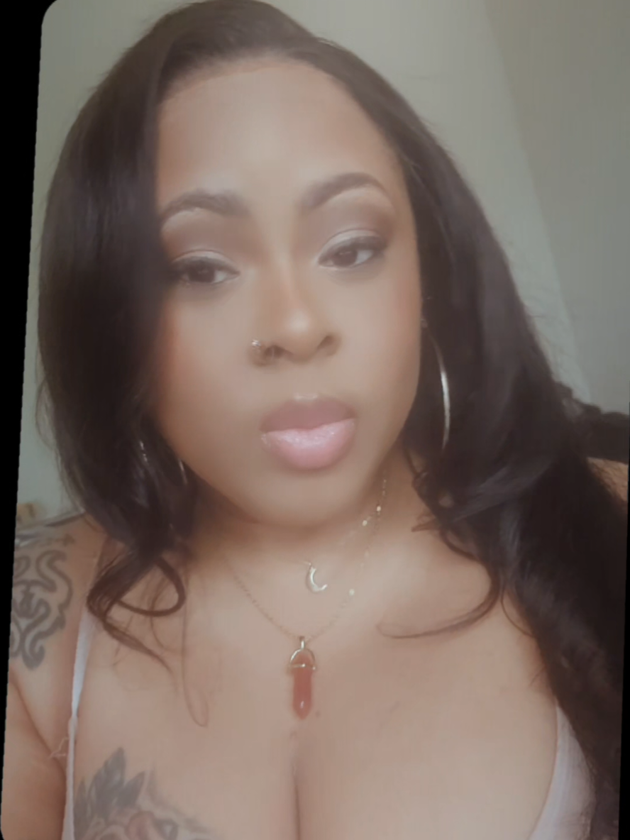 @😘♉️ Danni Rose ♉️😘