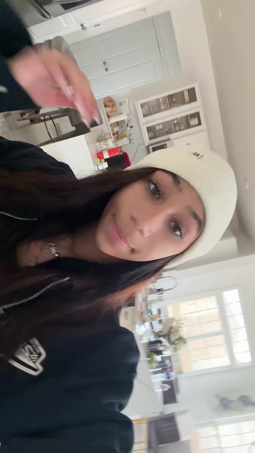 @y