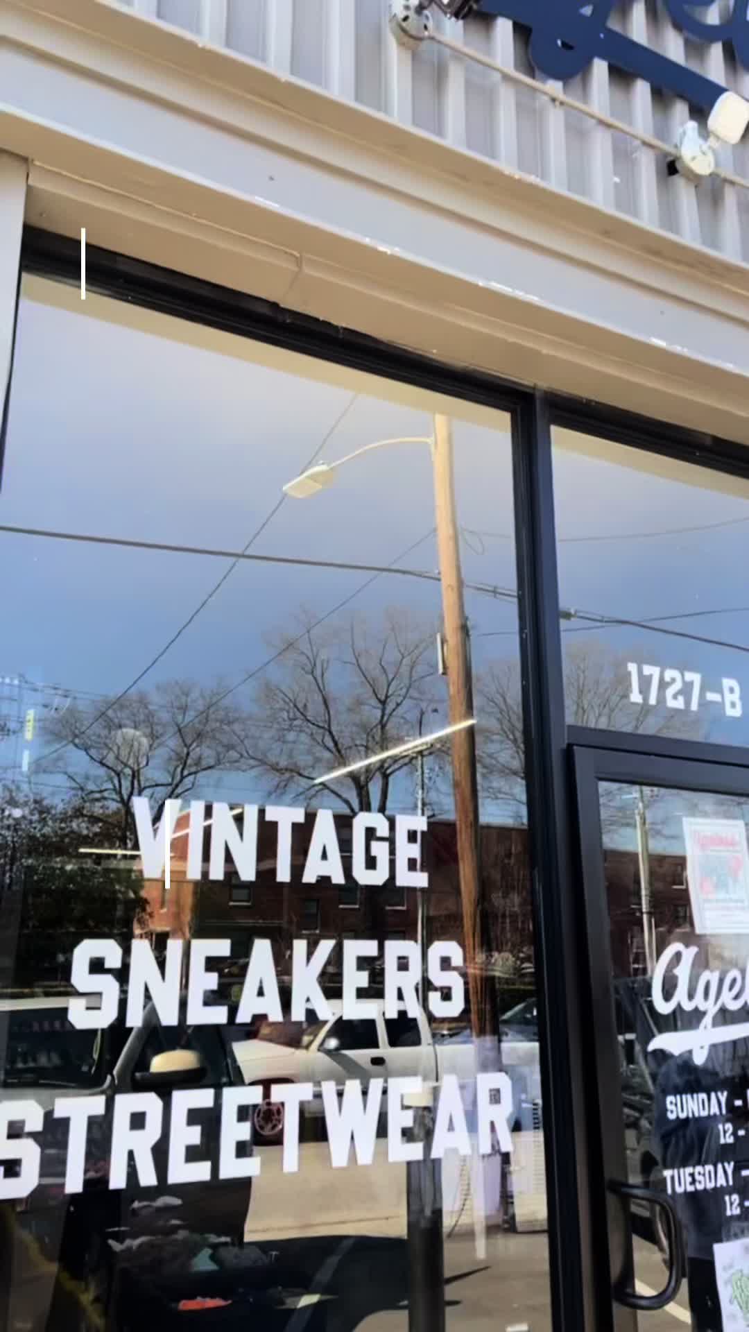 @Ageless Vintage Market