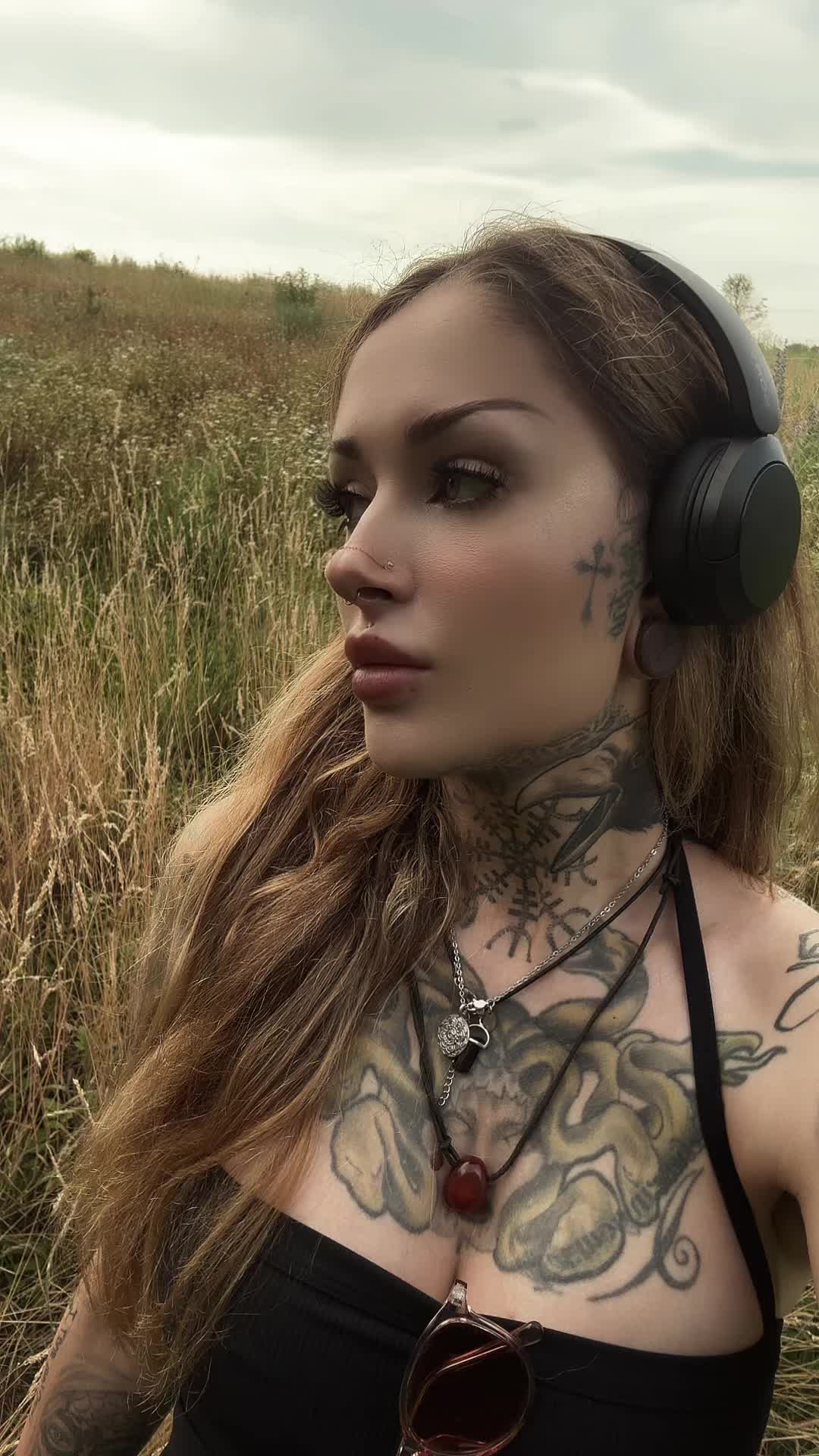 @julzrulez_