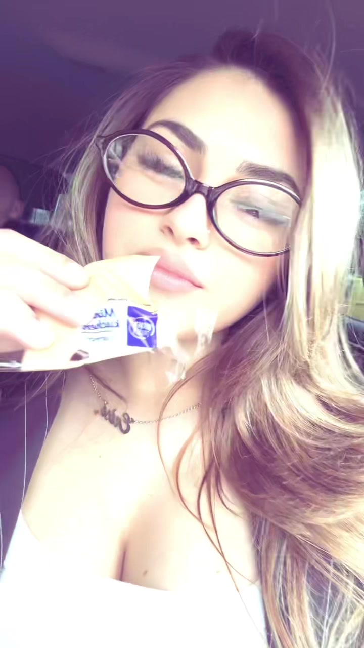 @Loresa