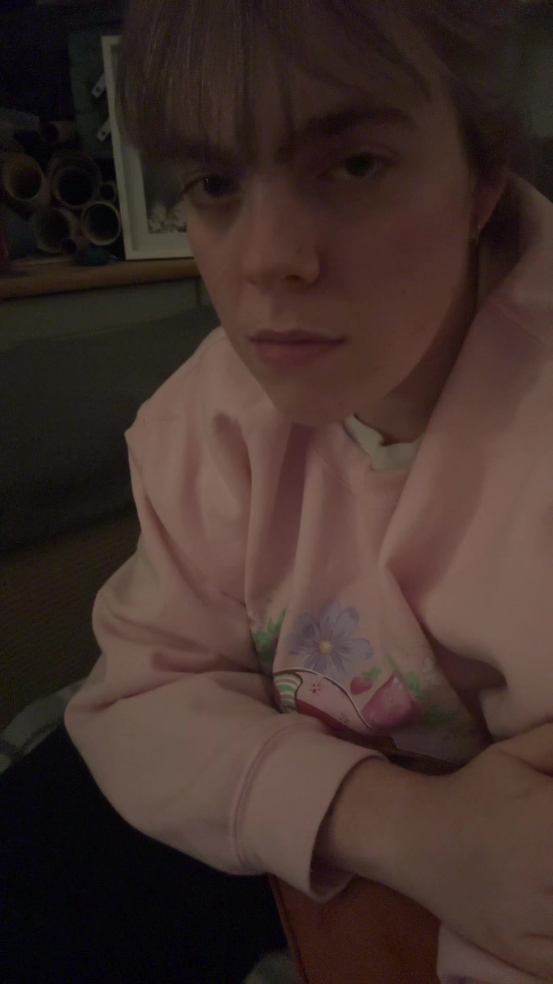 @Emꨄ