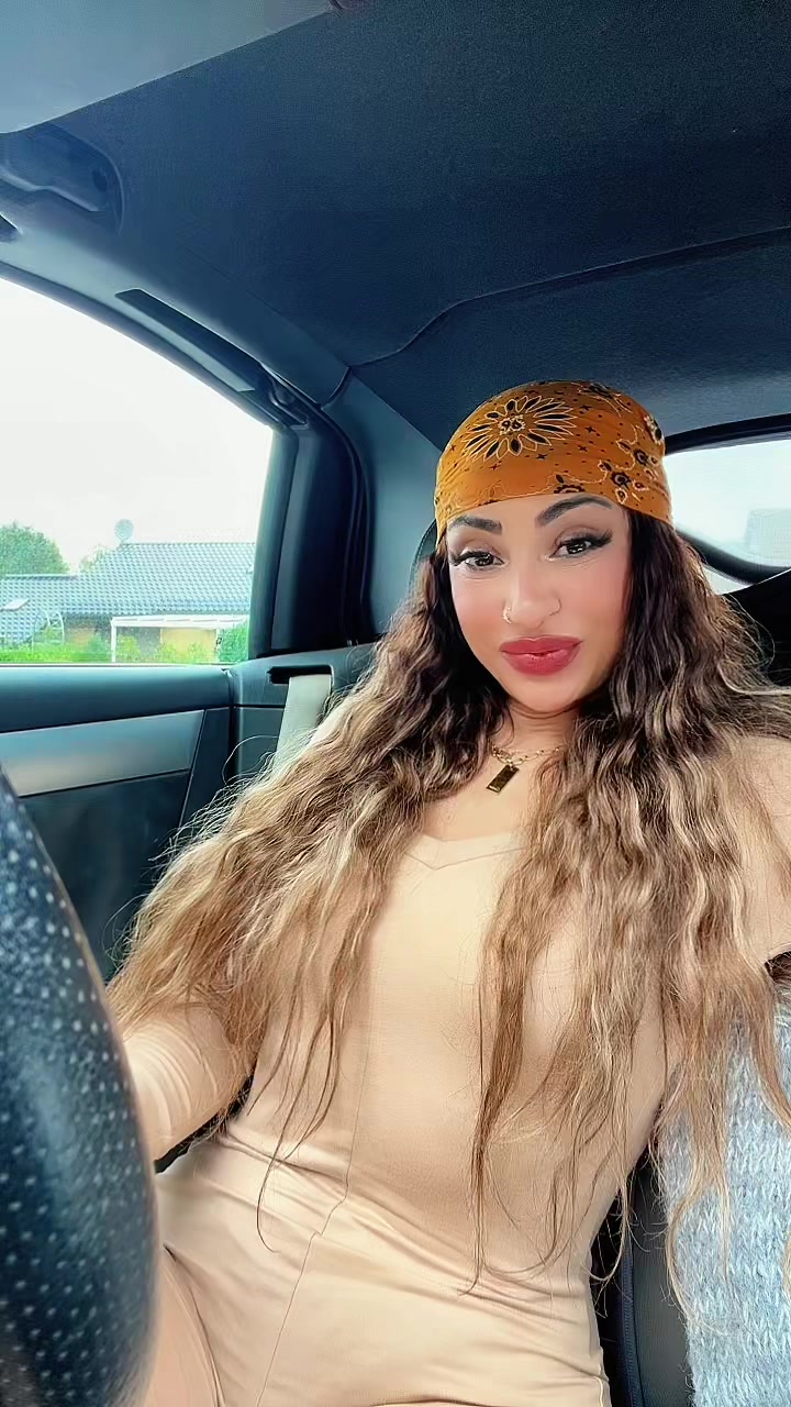@lorylolyta32