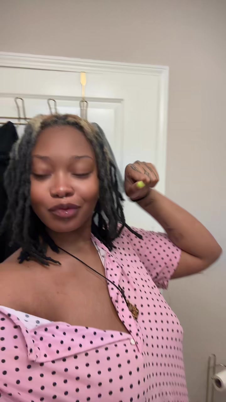 @!