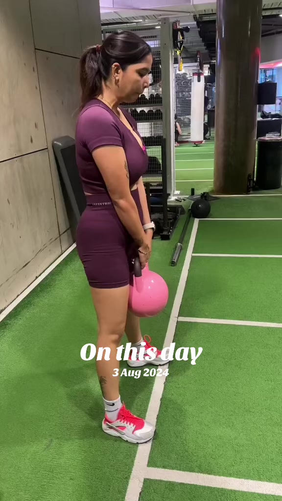 @nursewhovlogs