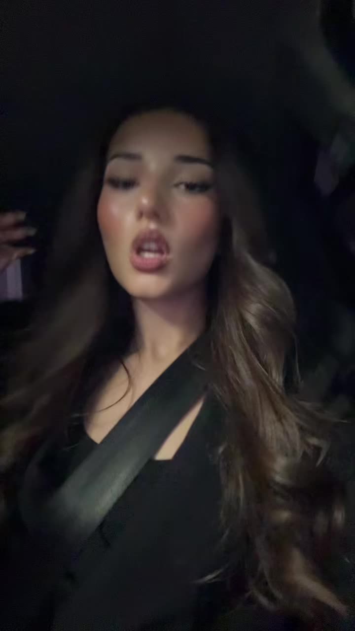 @ʜᴀɴᴀ🇦🇱