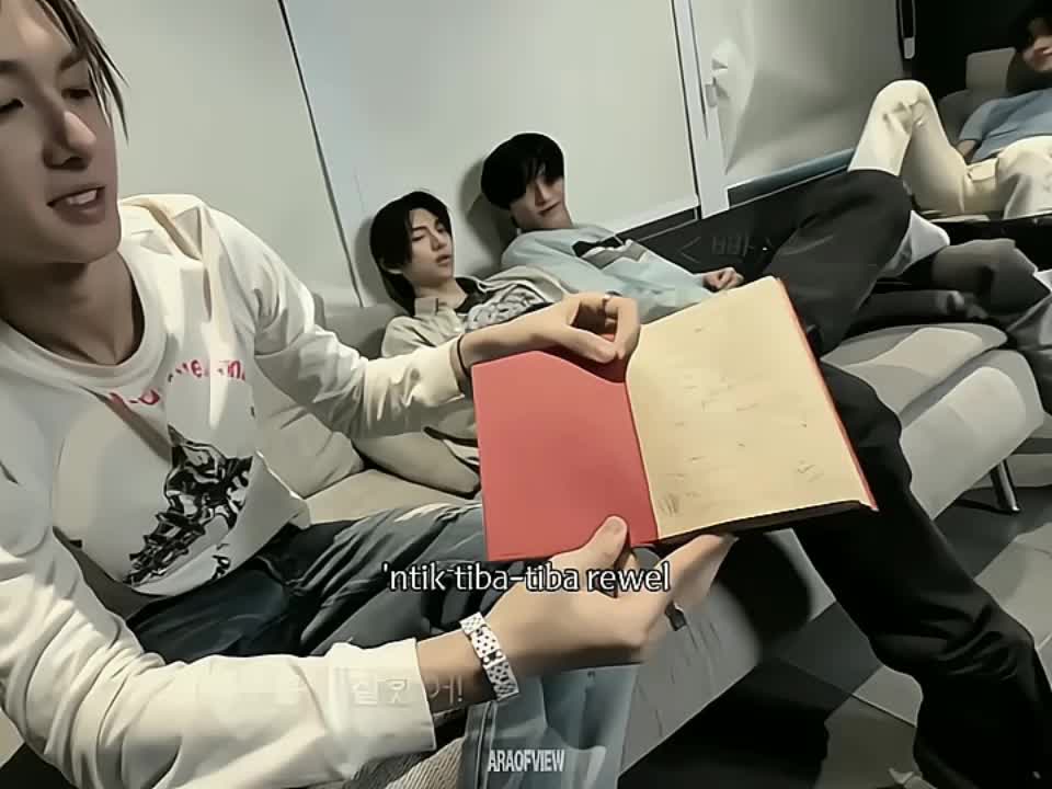 @ara.