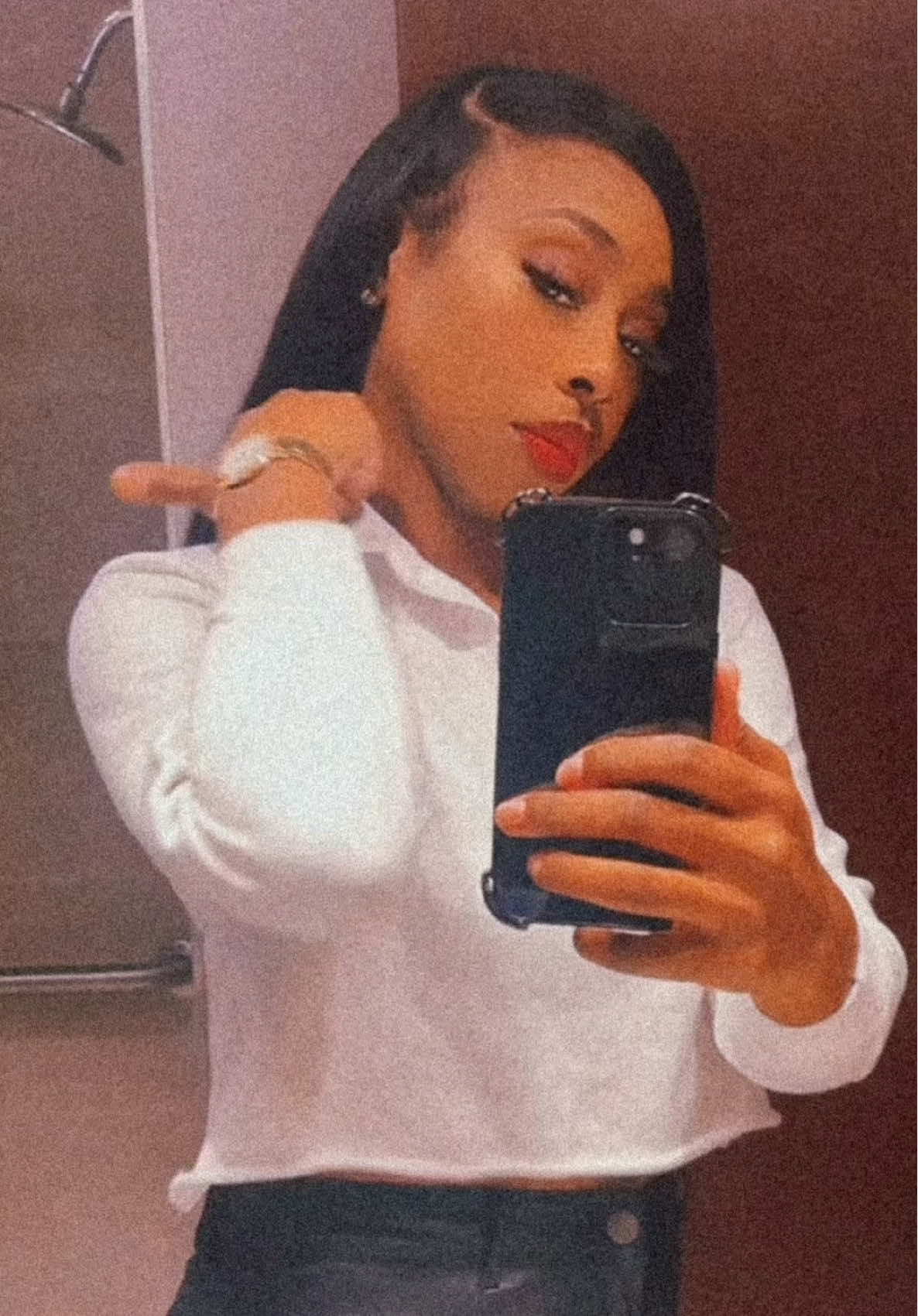 @Iamtravia