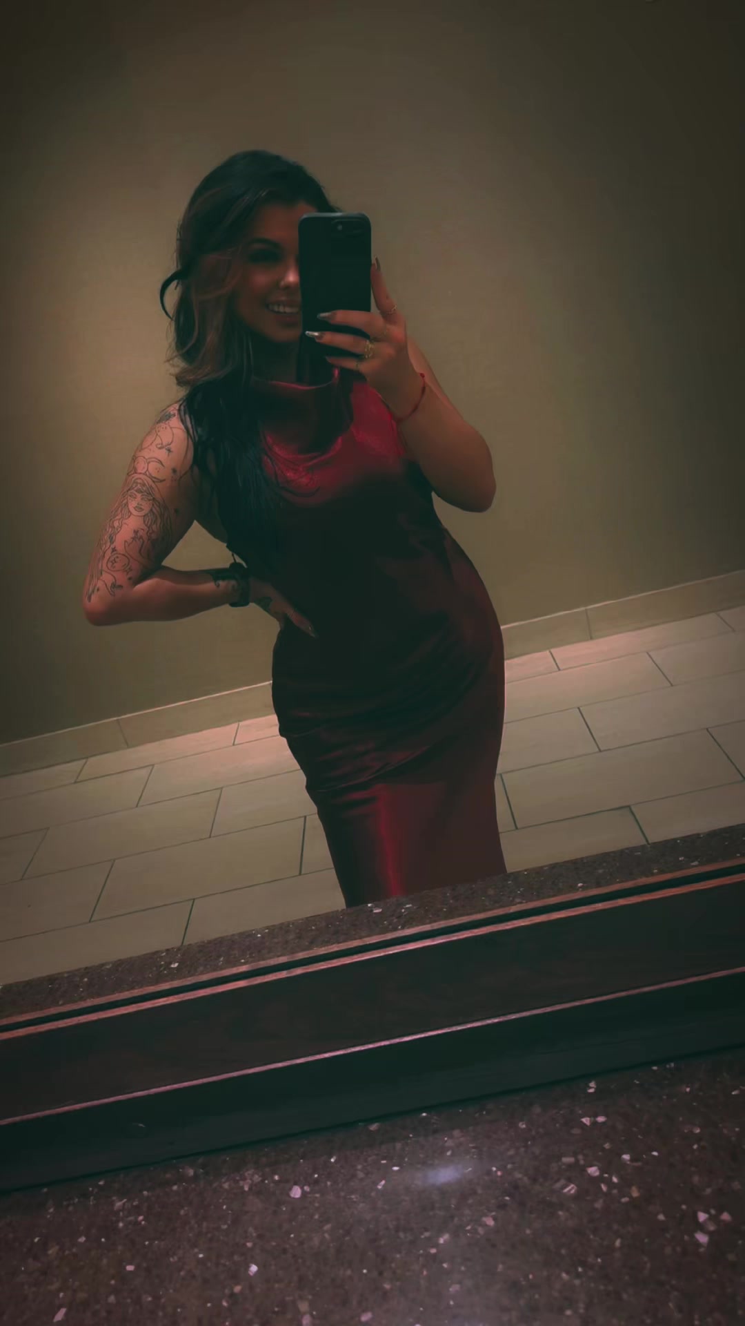 @Paula 🖤♠️