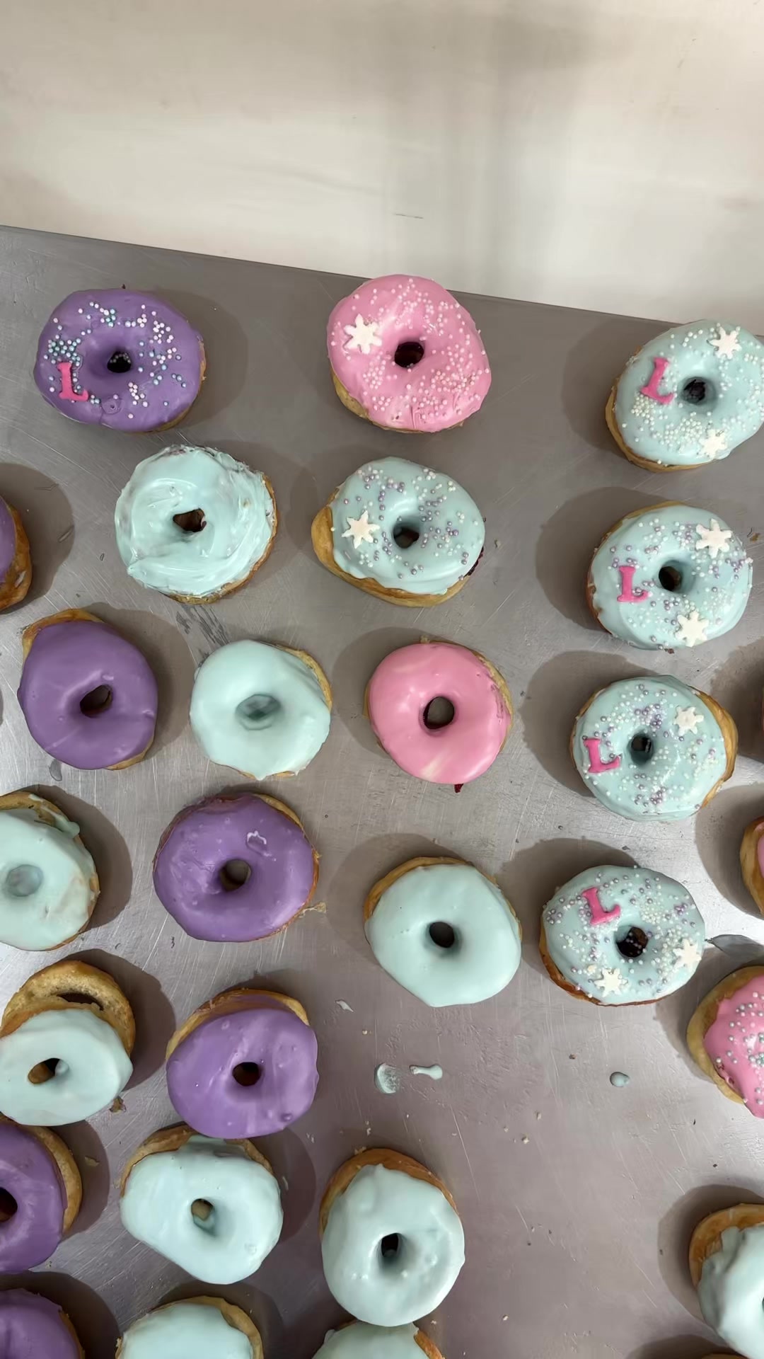 @MandaDonuts