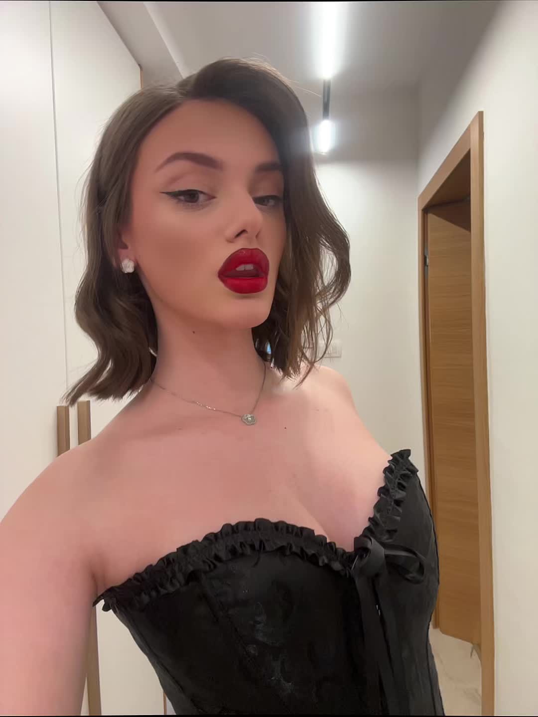 @angelovaaa