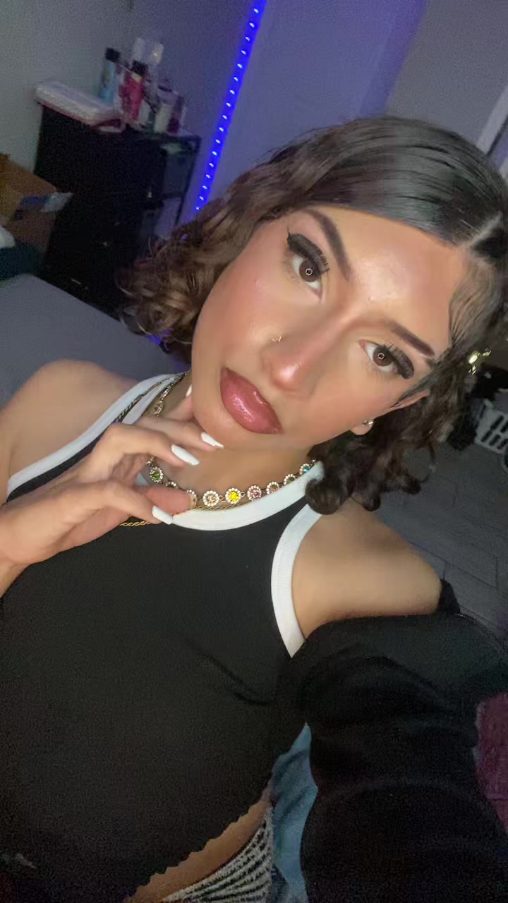 @dabaddestdoll