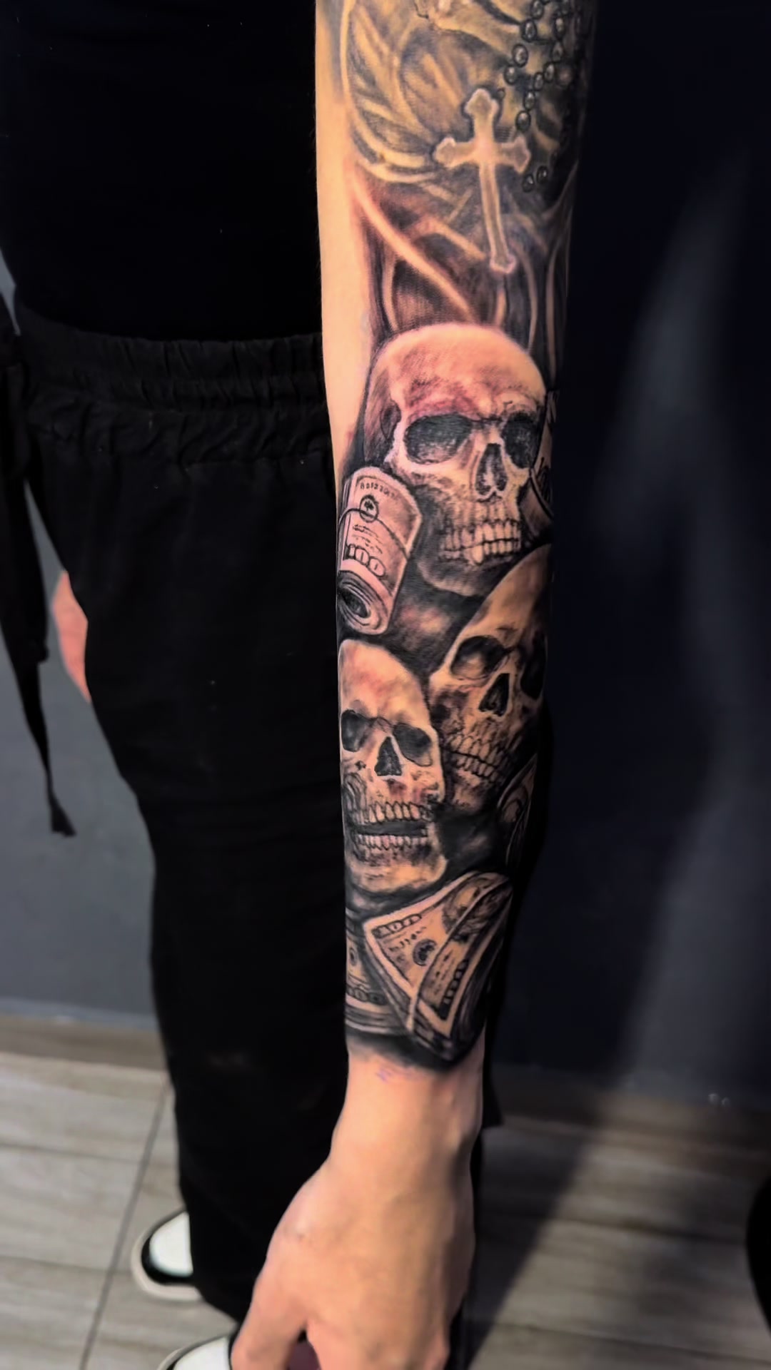 @JOVA RIOS CUSTOM TATTOOS